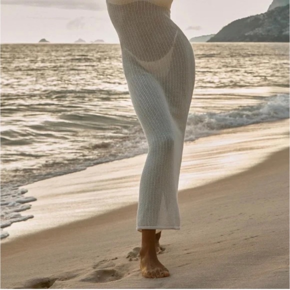 MONDAY Swimwear Wategos Dress in Ivory Crochet - Picture 6 of 11